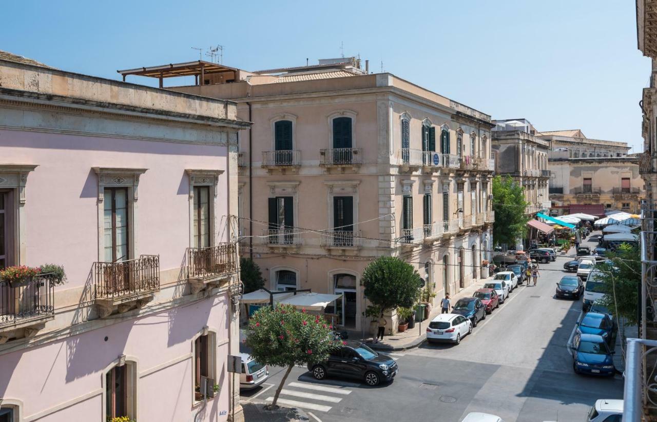 Darsena Apartments By Wonderful Italy 시라쿠사 외부 사진